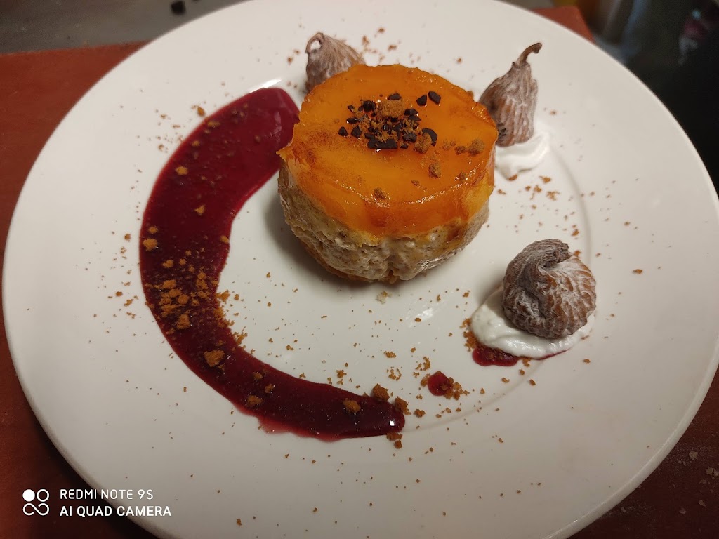 Taberna Casa Mario — Comida y bebida