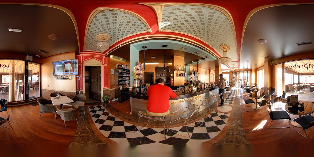 SiempreViva Cafe — Ambiente
