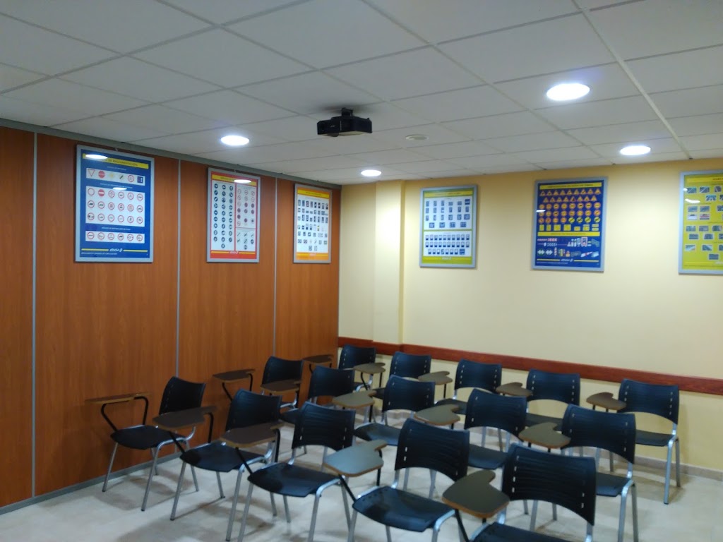Autoescuela Dakar — Del propietario