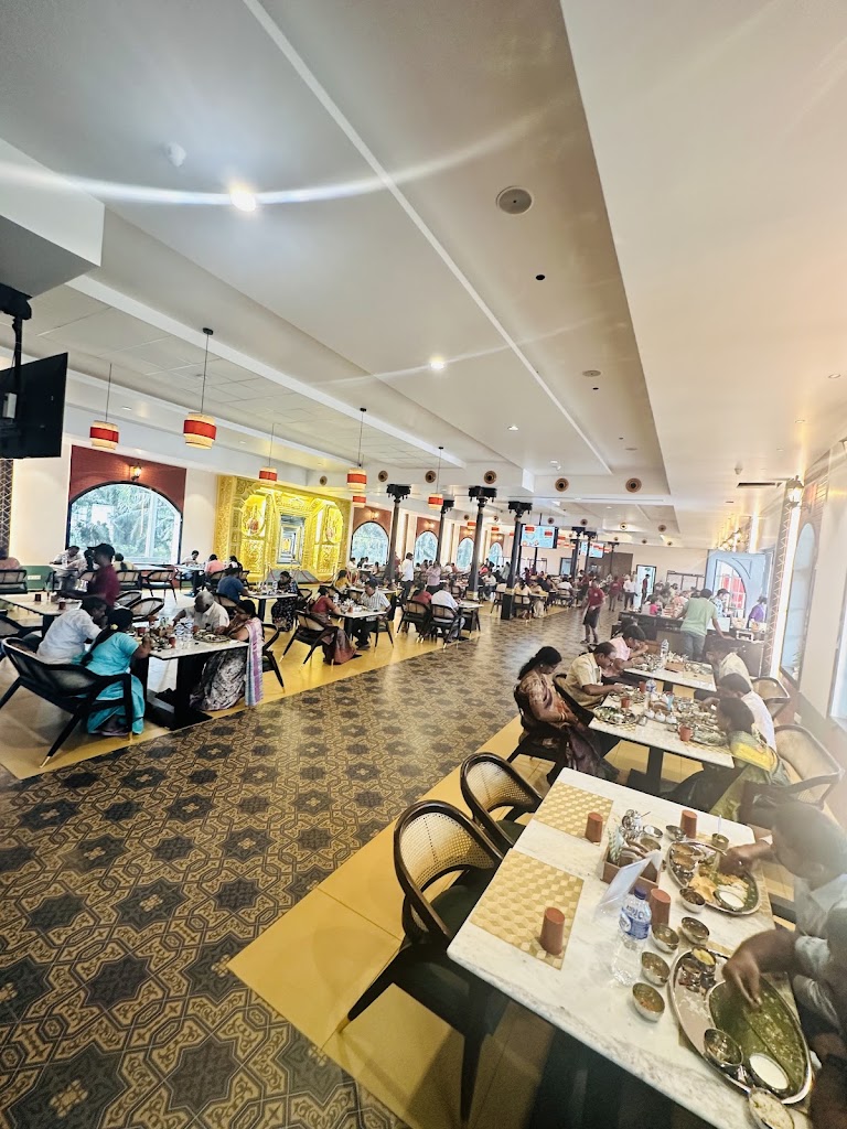 Andhras Largest Restaurant Rayudu Gari Military Hotel