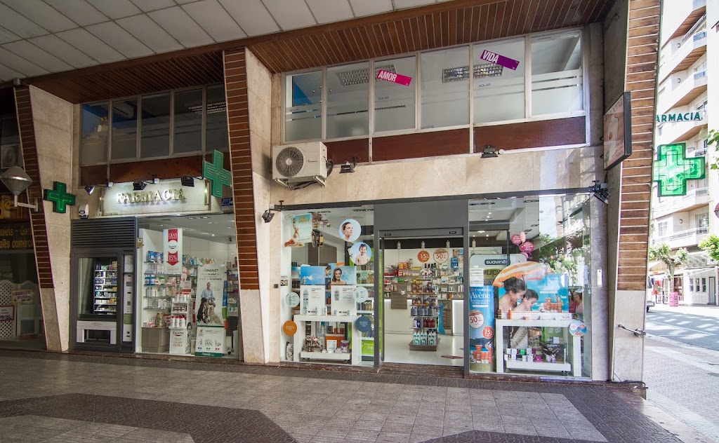 Farmacia Santiago Martinez Carmona — Del propietario