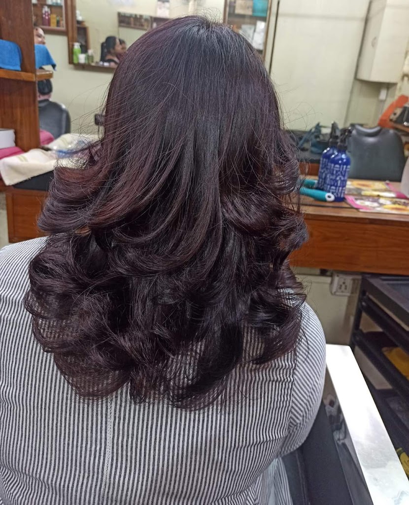 Women S Ethnic Ladies Beauty Clinic Training Centre