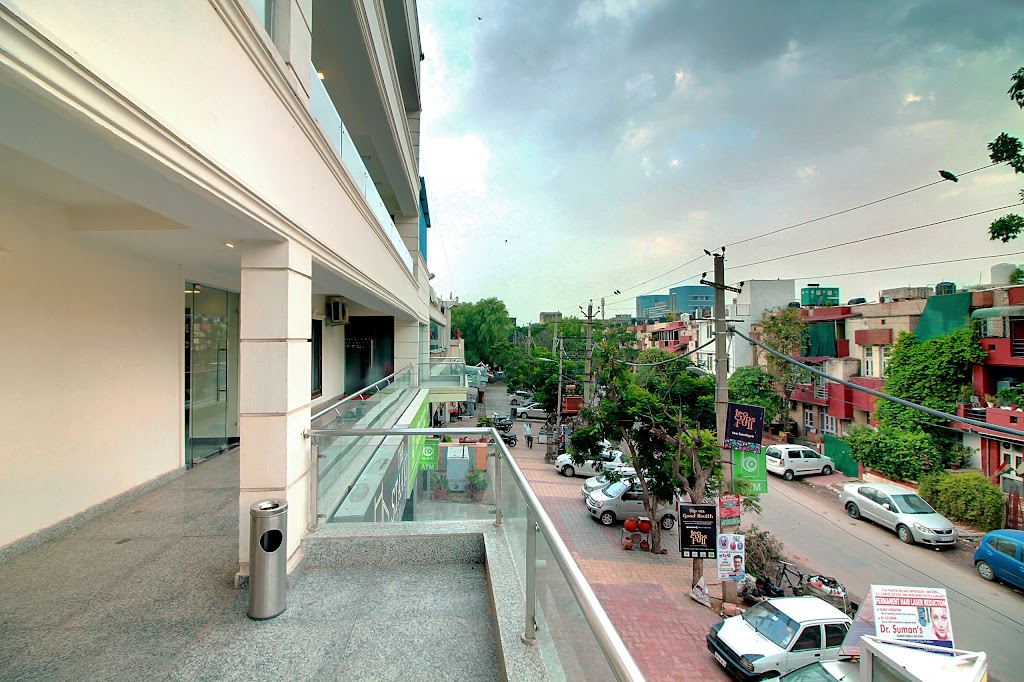 Staayz Premium Gurugram Hotel Studio Apartments