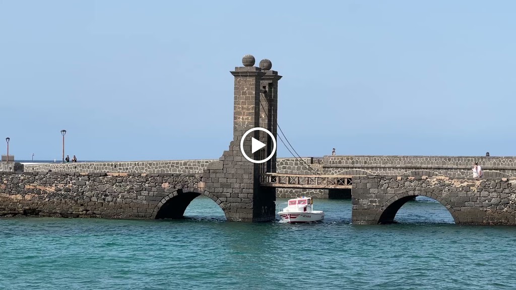 Puente de las Bolas — Videos