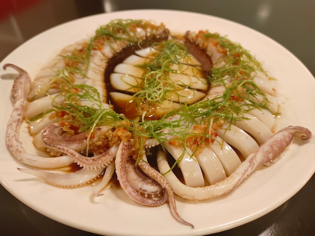 Cervecera Polleria — Comida y bebida
