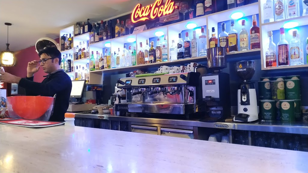 Cafe Bar Cremaet — Bebida alcoholica