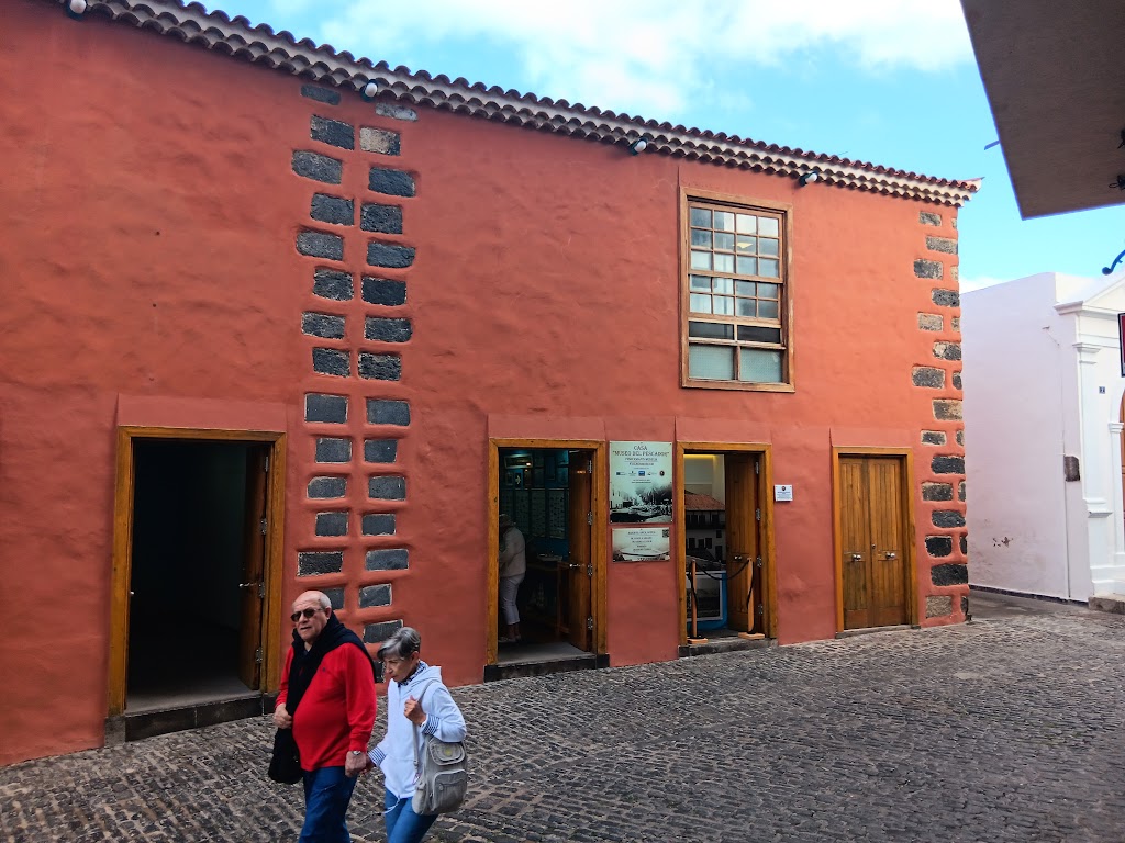 Exposicion La Cofradia de Pescadores. El Gran Poder de Dios