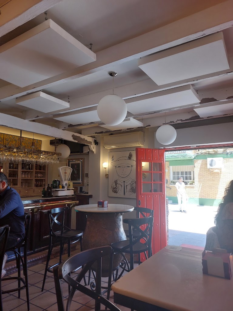 Bar La Cochera — Ambiente