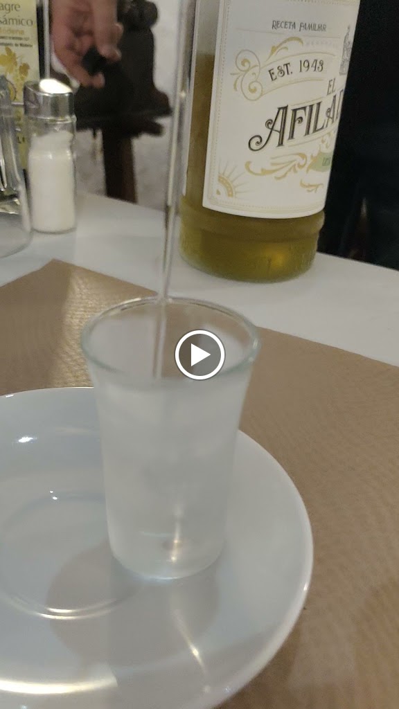 Restaurant Mas Vell — Videos