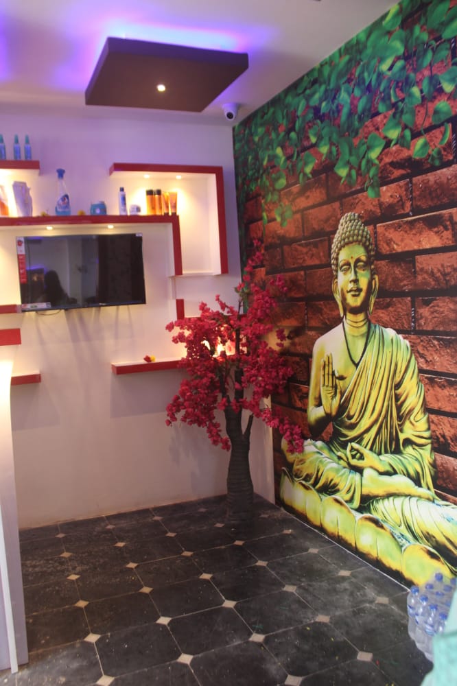 Empire Unisex Family Salon And Spa