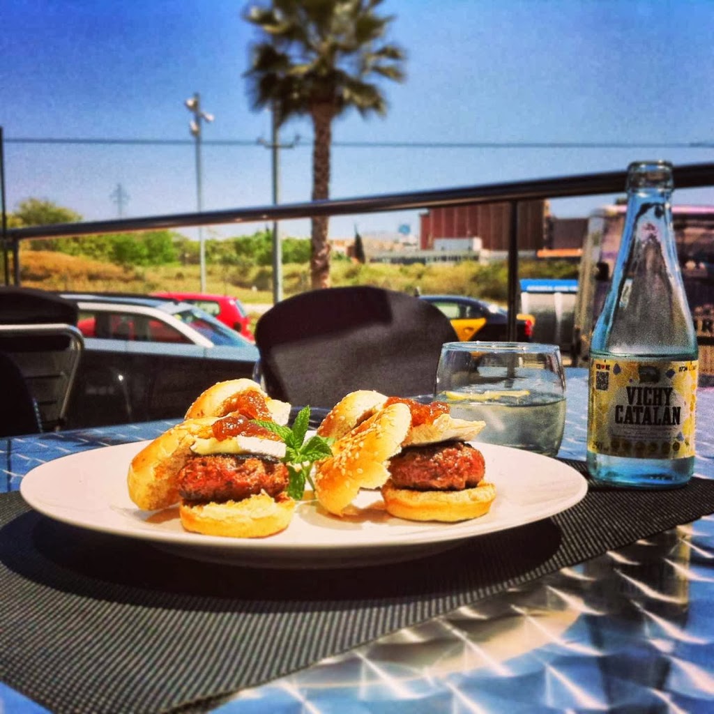 Bistro Creme de la Creme — Comida y bebida