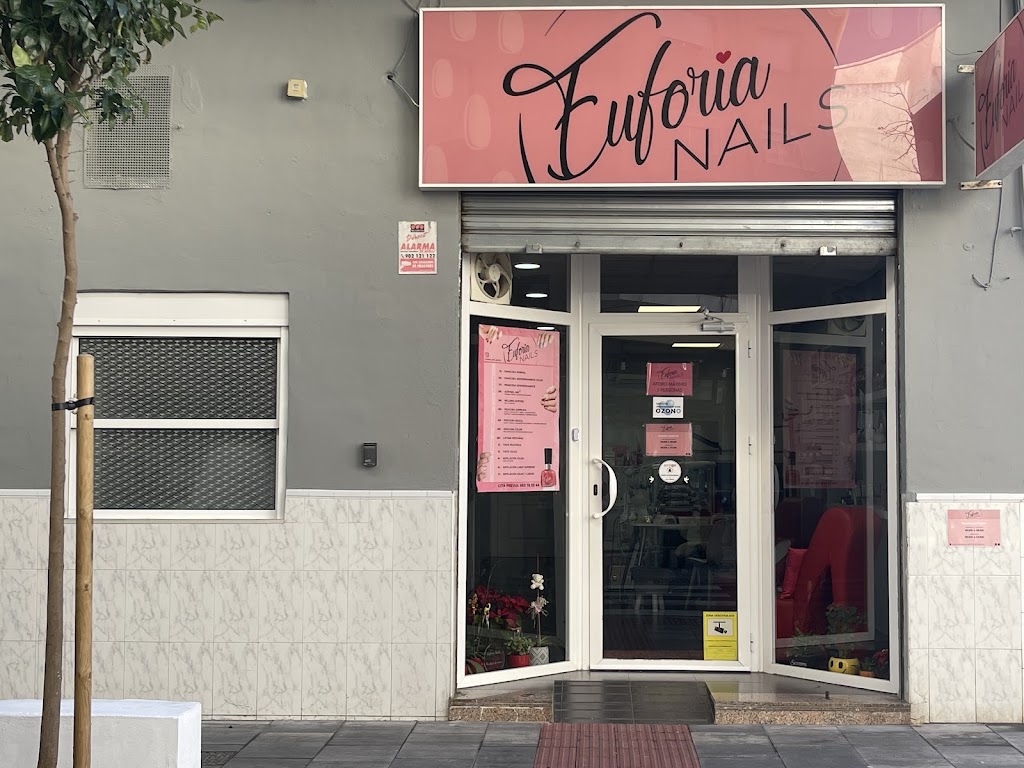 Euforia Nails — Exterior