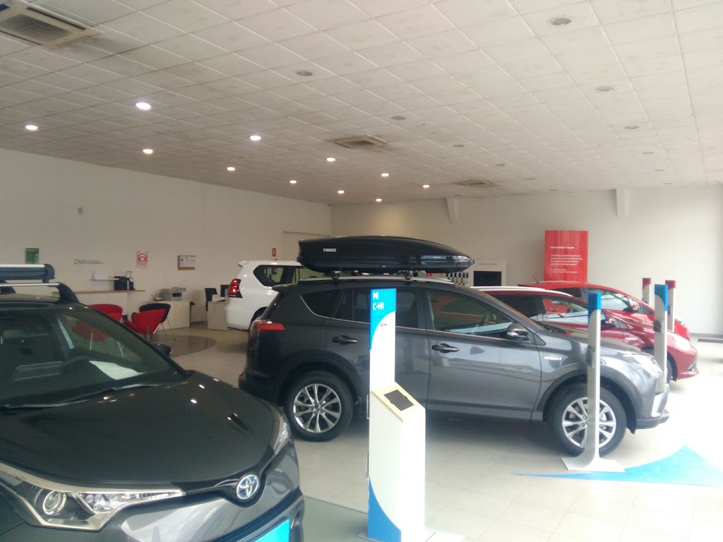 Concesionario Oficial TOYOTA - Cumaca Motor — Interior