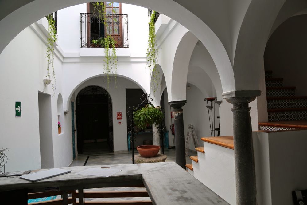 Wake Up in Tarifa Restaurant & Lounge