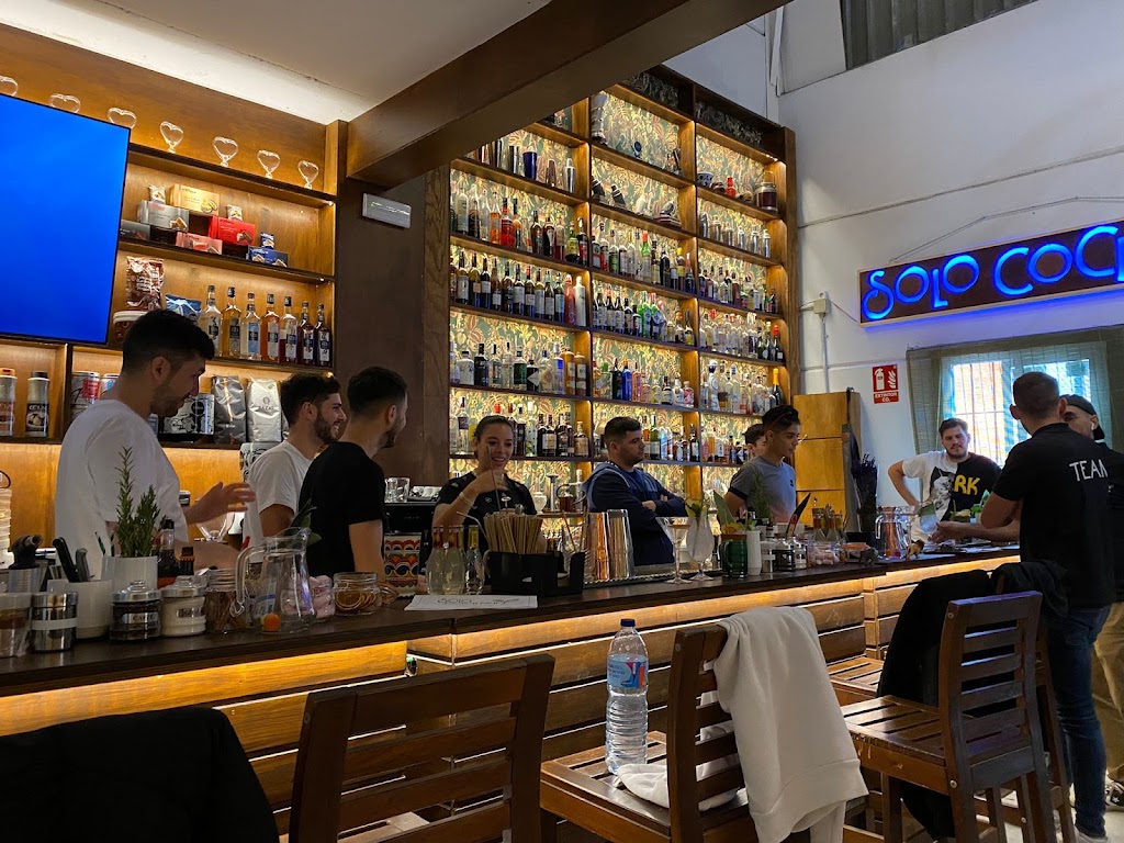 Solo Cocktail School