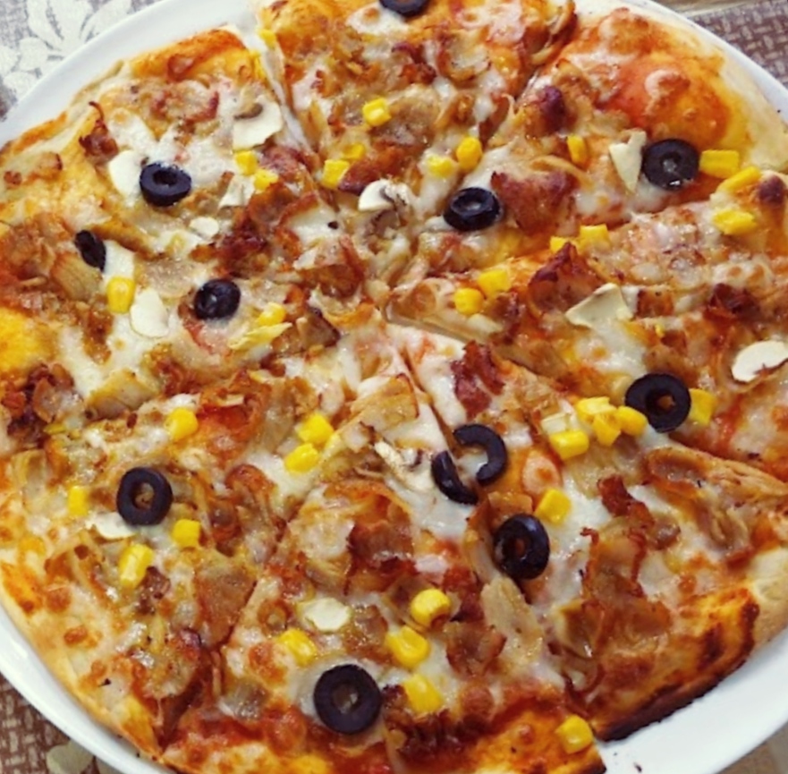 Pizzeria Romero Alzira — Comida y bebida