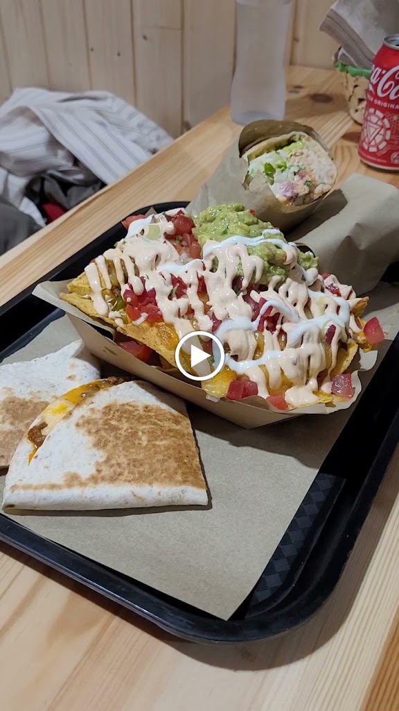 TOTOPO Barakaldo Mexican Food — Videos