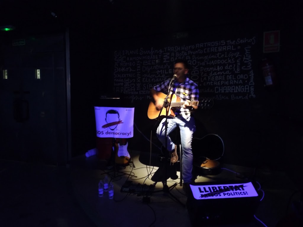 Milenio Music Bar — Musica