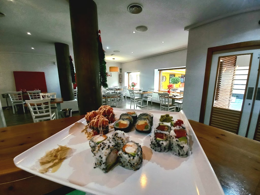 WORLD SUSHI — Comida y bebida