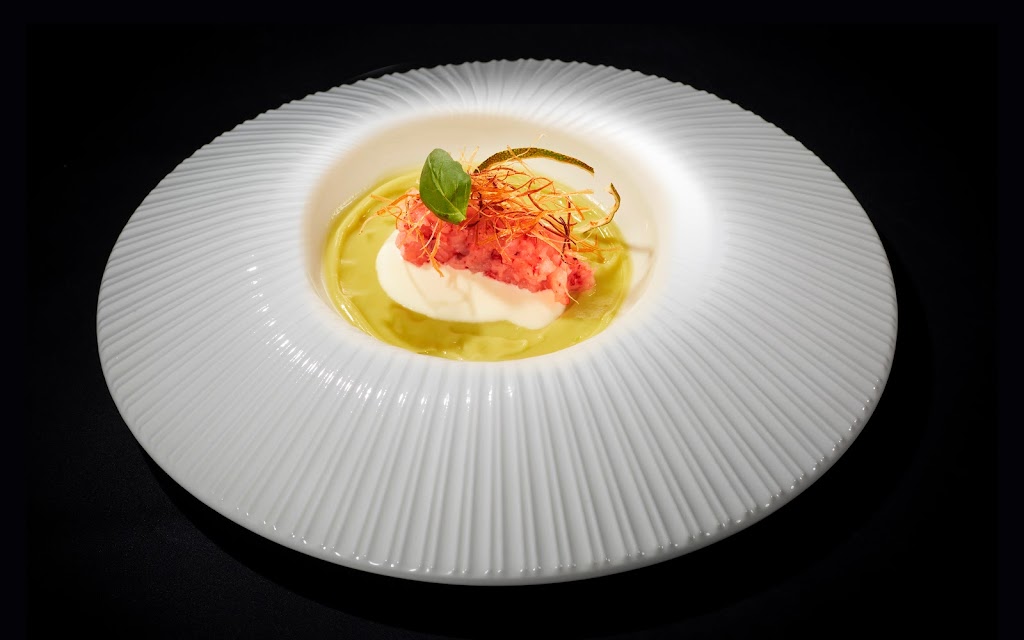 Hanami Pamplona — Comida y bebida