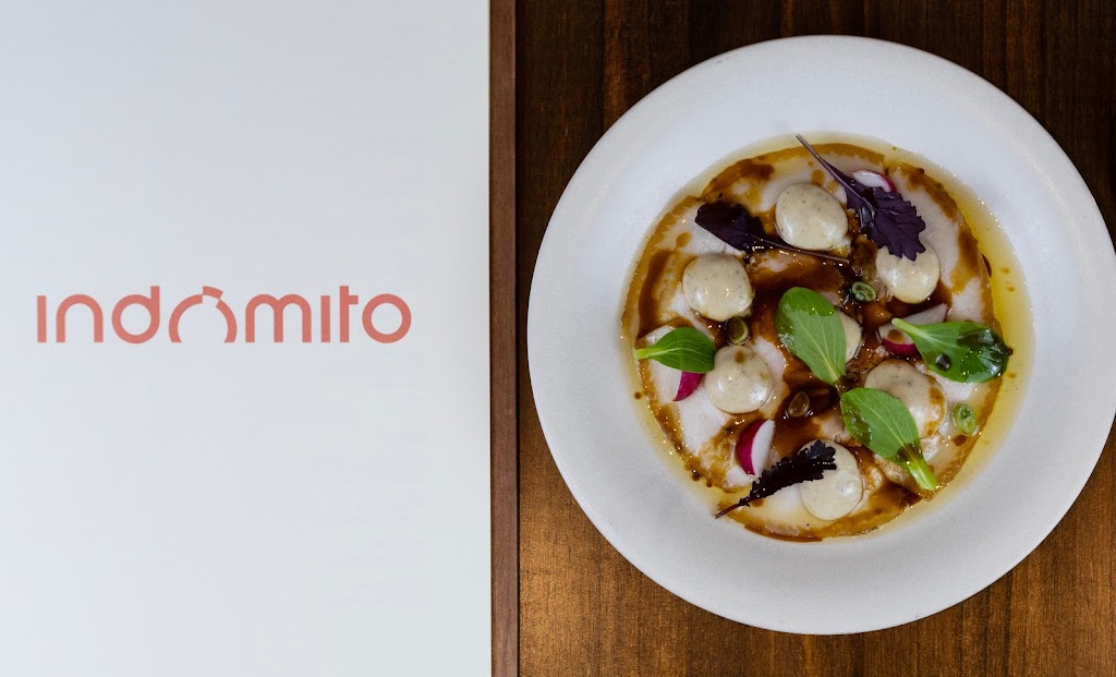 Indomito — Comida y bebida