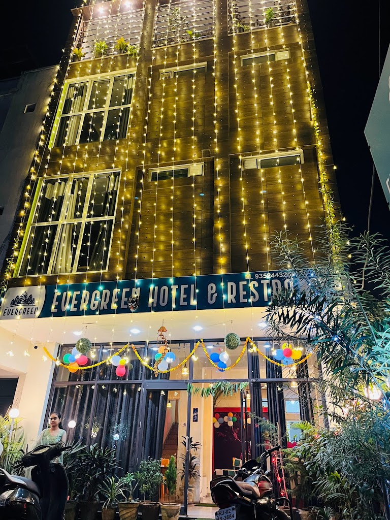 Evergreen Hotel Restro