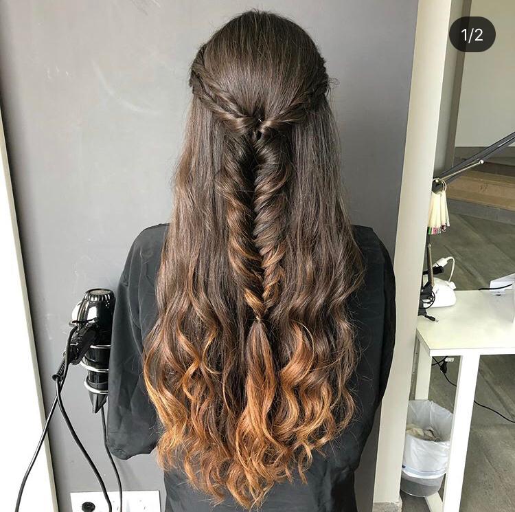 Salon de Peluqueria - Salon de belleza ELEGANT — Peinado