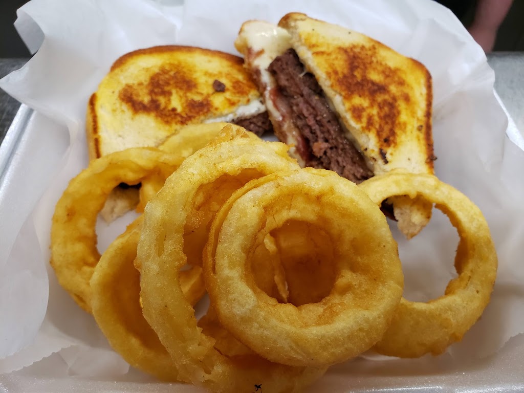  The Lost Pirate Tiki Bar and Grill