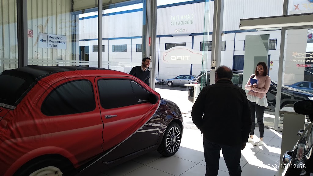 Concesionario Autos Auringis Ubeda — Concesionario de automoviles