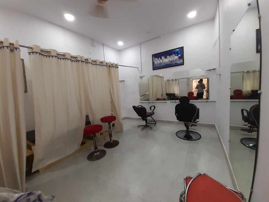 Shine Beauty Parlour
