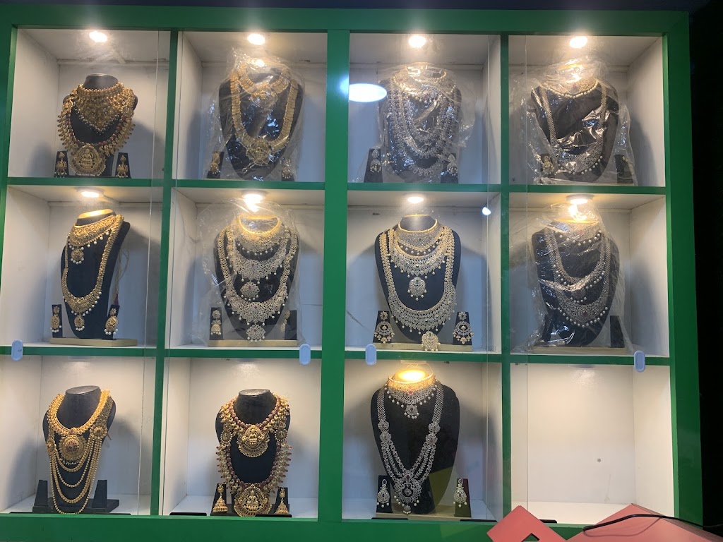 Durga Beauty Parlour