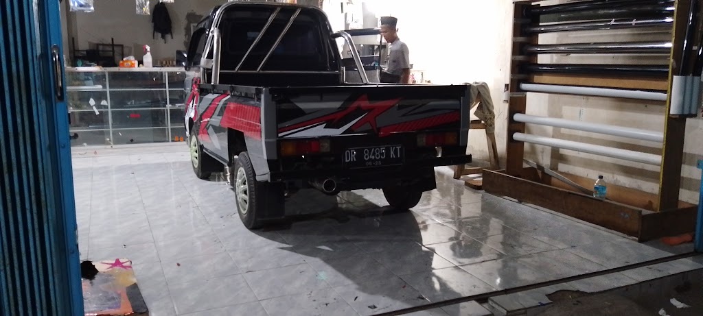 Sigit Variasi Riben Mobil