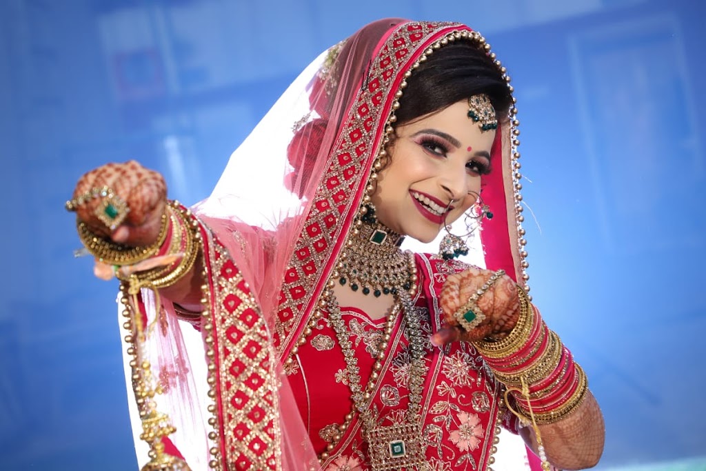 Ashu Beauty Parlour Makeup Studio