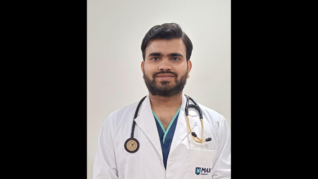 Dr. Dr Heemanshu Best Cardiologist In Vaishali Ghaziabad