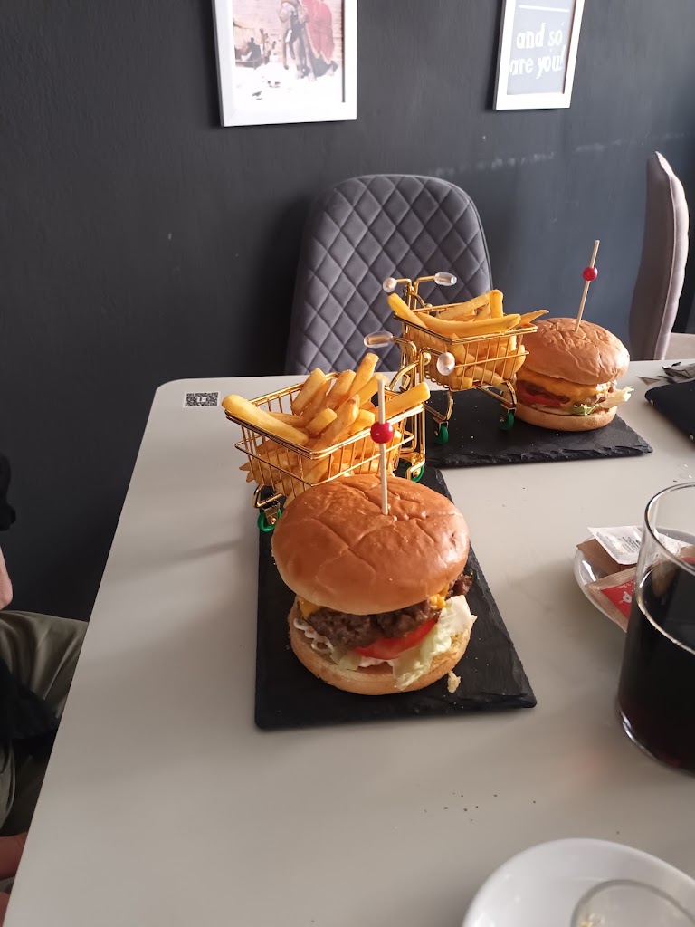 New Jazz Cafe.Bar — Papas fritas