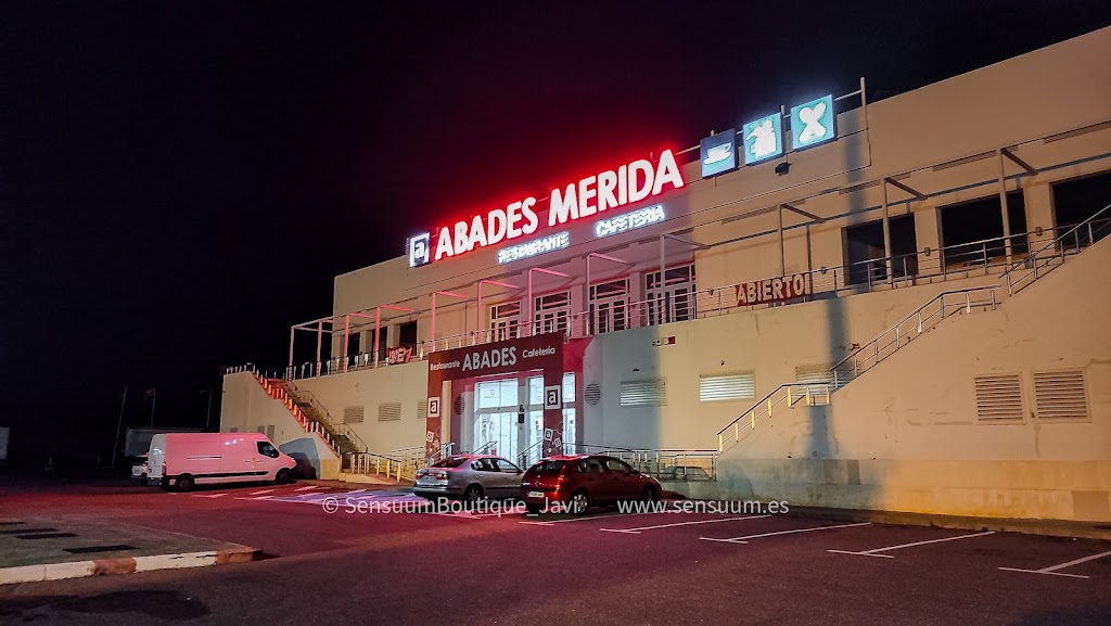 Aparcamiento Area Servicio Abades Merida
