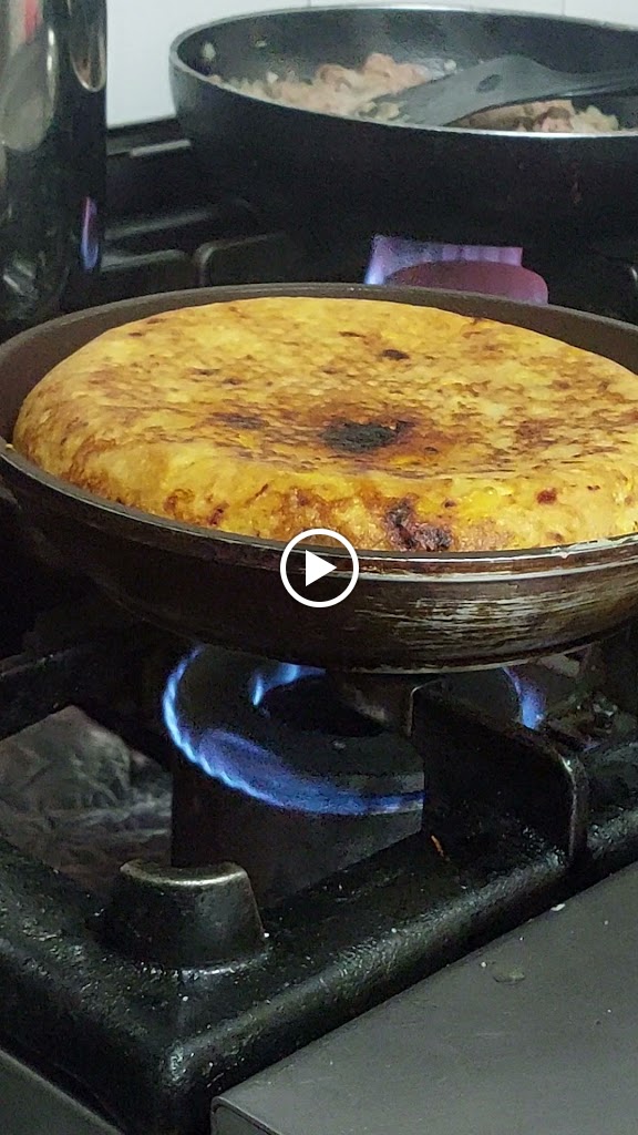 El Buen Sabor Restaurante — Comida y bebida