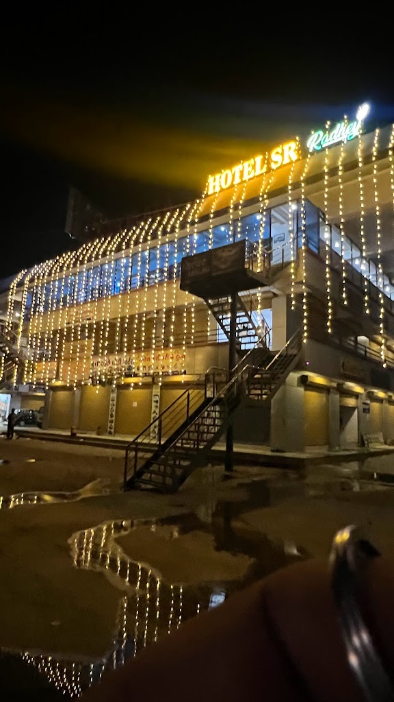 Hotel Sr Radhey