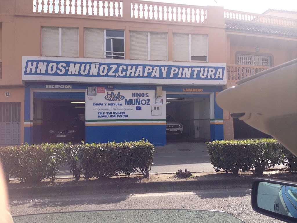 Chapa y Pintura Hnos. Munoz, S.L — Exterior