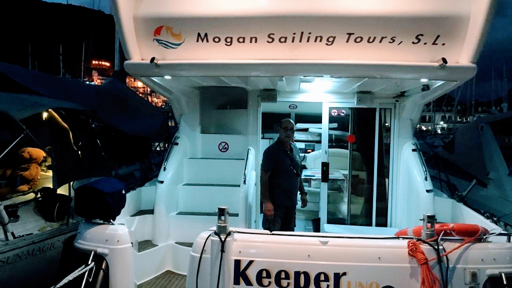 Dolphins, boat Trip, Keeper Uno Islas Canarias — Exterior
