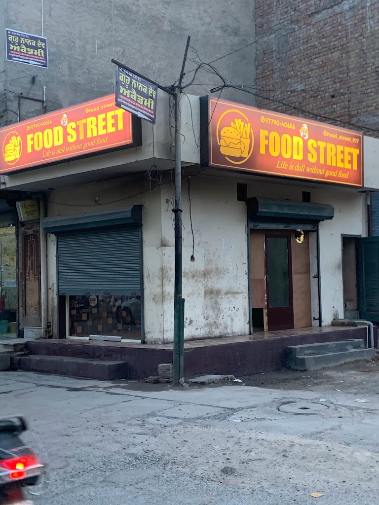 Food Street Cafe