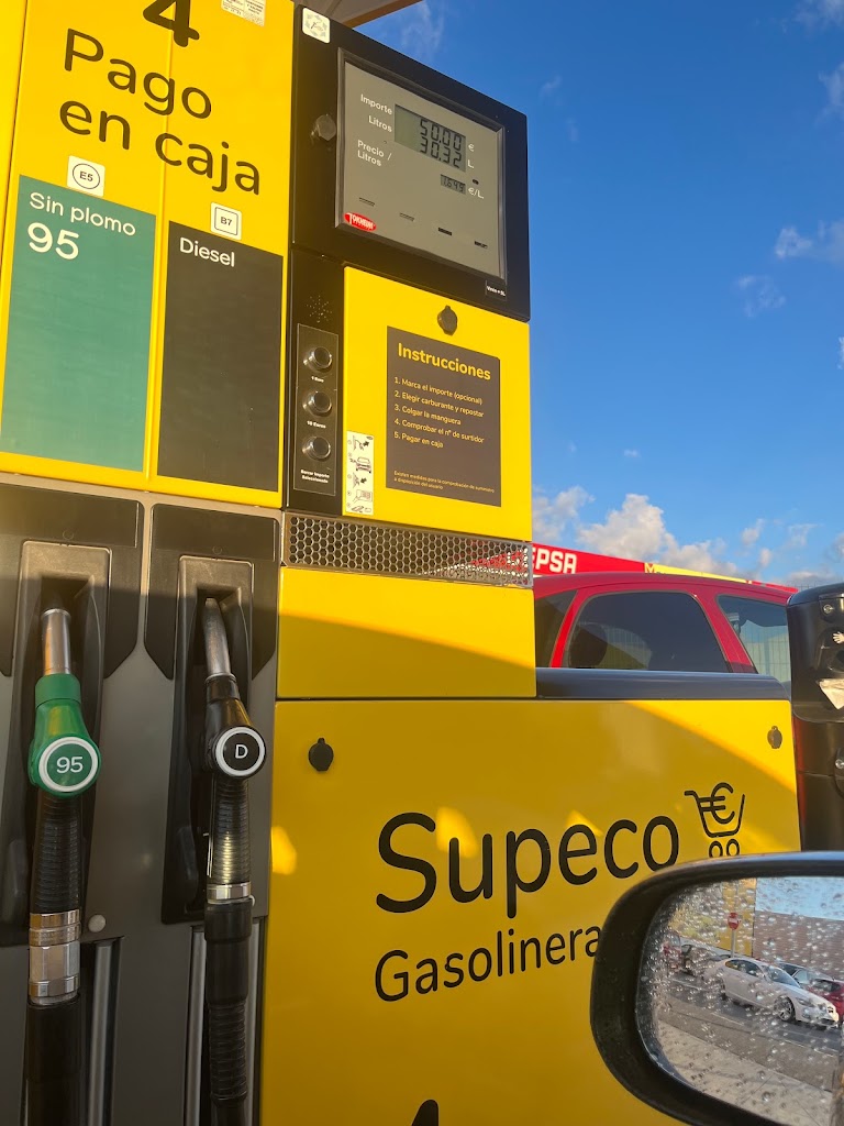 Gasolinera Supeco — Estacion de servicio