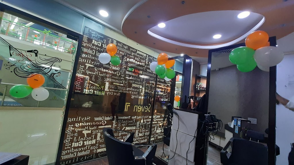 Seven Unisex Salon Hair Skin Studio 7