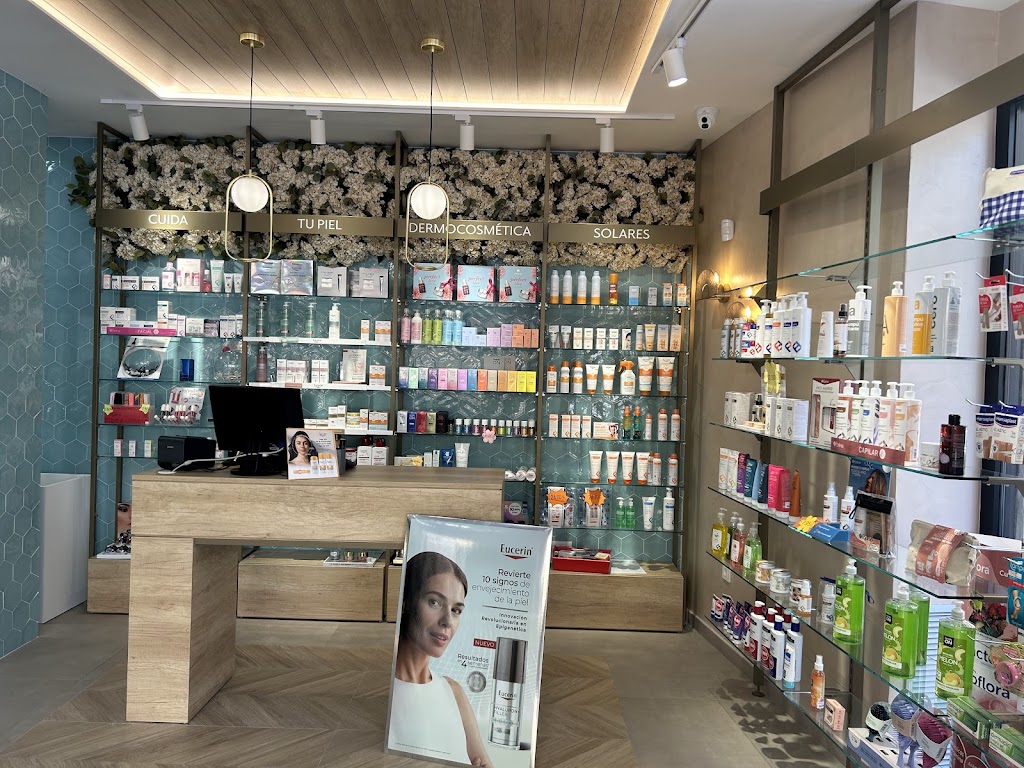Farmacia FarmaSalinas — Del propietario