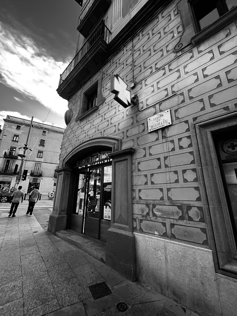 Farmacia Barnolas (Antiga F. Genis) — Del propietario