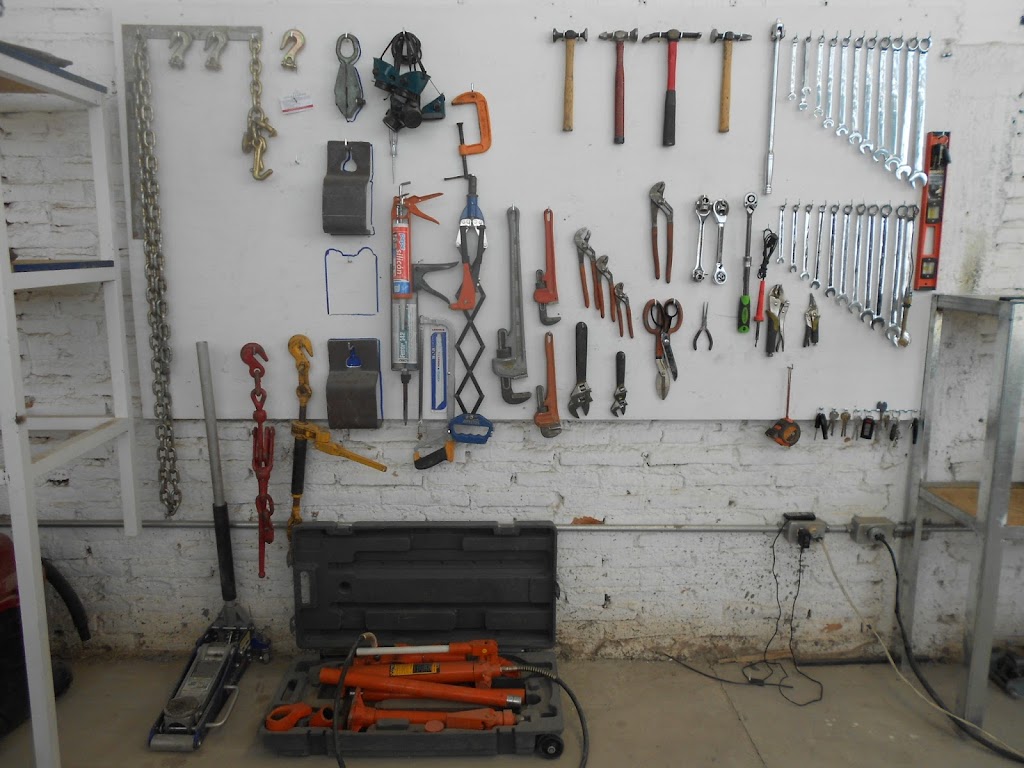 Taller Latino — Interior
