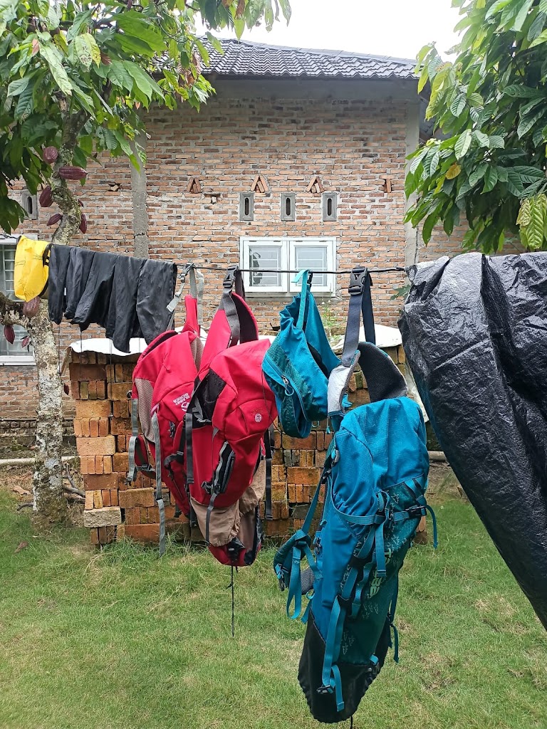 OUTDOOR CAMPING RENTAL ( SEWA ALAT CAMPING )