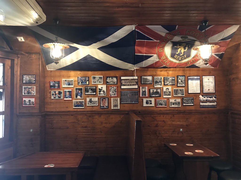 BLUENOSE II Rangers Pub / Bar — Ambiente