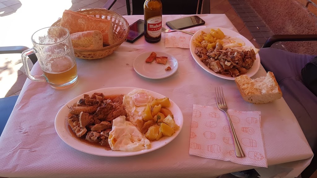 Bar Restaurante Remycar — Comida y bebida