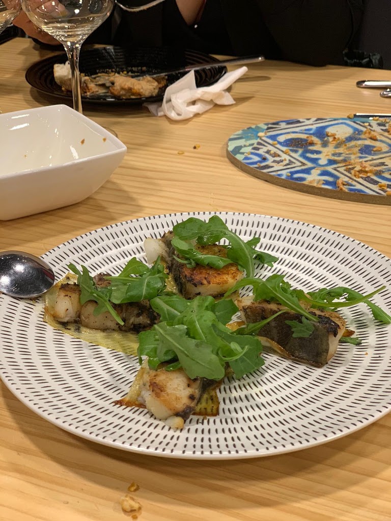 Vino & Mas Shop — Comida y bebida